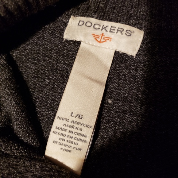 dockers sweat